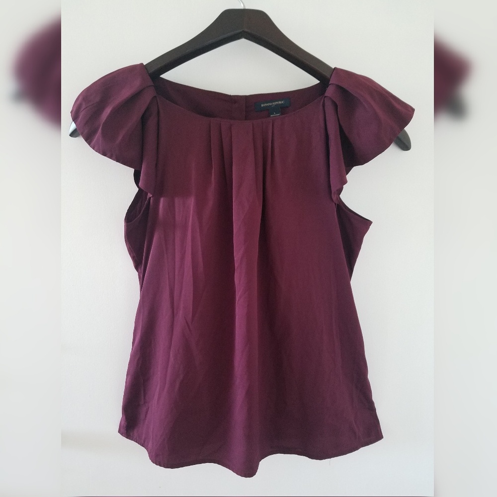 BANANA REPUBLIC ruffled sleeve tunic - L